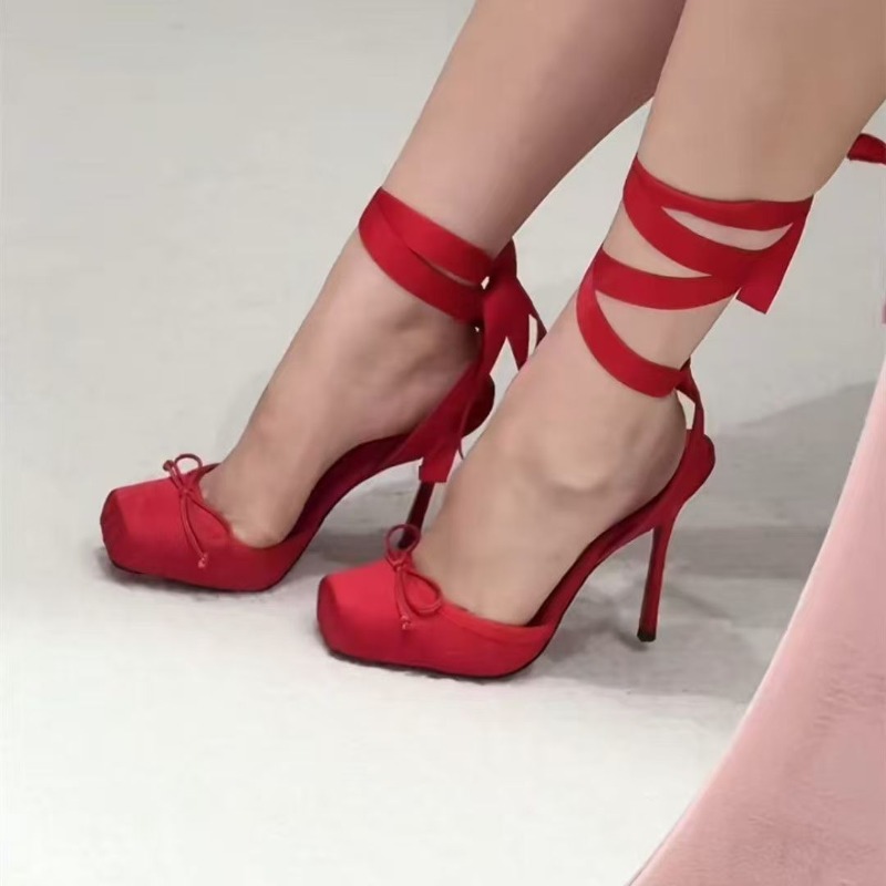 Red High-heeled Shoes, Women's - огляд і ціна Wedding Shop